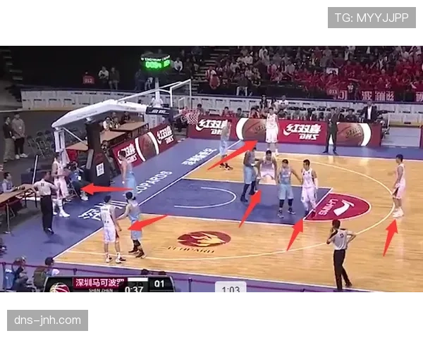 如何界定篮球合理冲撞规则中的合法接触与裁判判罚标准 如何界定篮球合理冲撞规则中的合法接触与裁判判罚标准